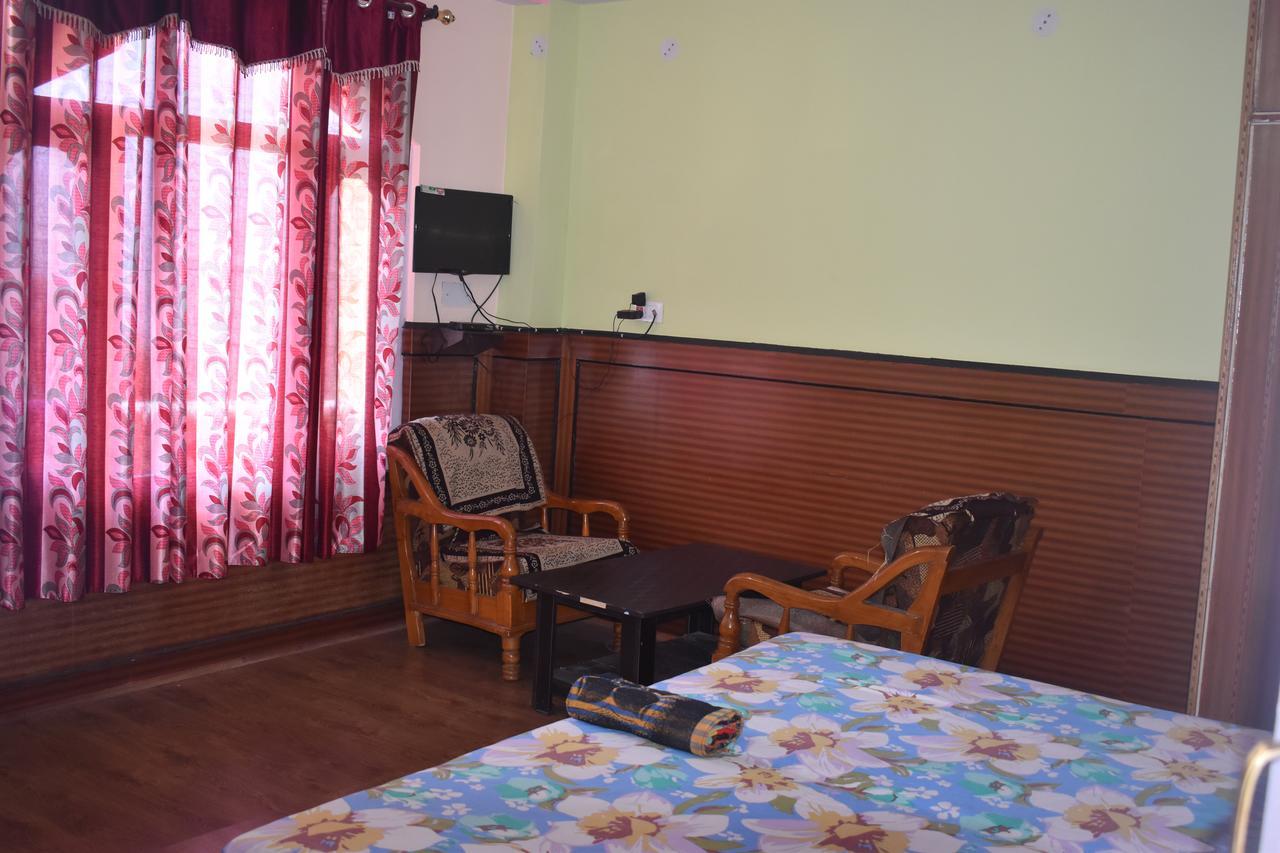 Hotel Snow Flake Rampur  Exterior photo